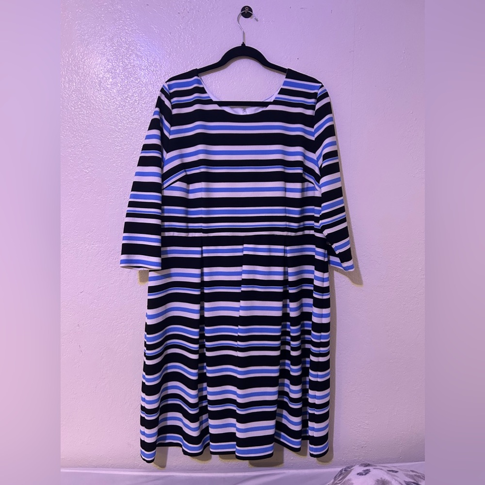 Lane Bryant blue white and black top